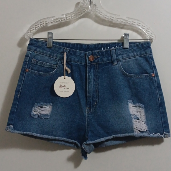 Cotton On Shorts Nwt Cotton On The Deluxe Short Distressed Cutoff Jean Shorts Poshmark